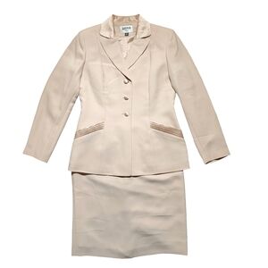 Kasper Beige Cream Office Business Skirt Suit Blazer And Skirt Set Size 4 Peti…